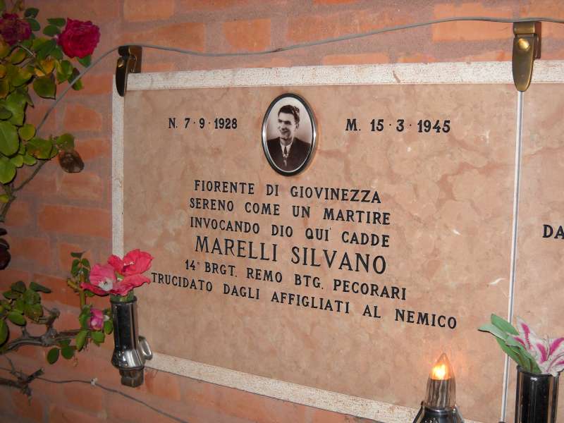 Cippo cimitero Marelli